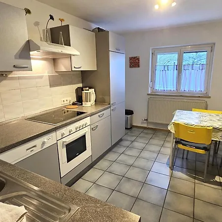 Bei Muenchen In Grafrath 